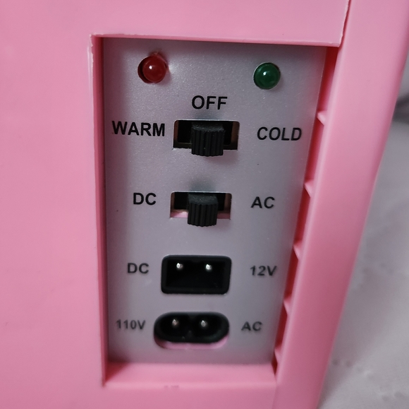 Sanrio Hello Kitty Pink Mini Refrigerator and Food Warmer - Picture 11 of 14